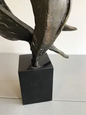 Bernadette Leijdekkers - Sculptuur “ De wind in de zeilen “ kopen? Bied vanaf 79!