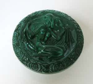 Curt Schlevogt - Art deco Malachiet persglazen dekseldoos verkocht voor € 28!