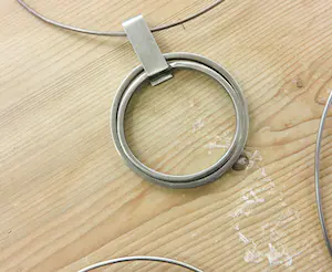 Menno Meijer - Lot van zeven kettingen kopen? Bied vanaf 1!