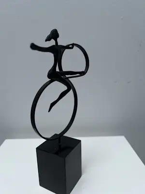 Corry Ammerlaan - Bronzen sculptuur | De danseres kopen? Bied vanaf 20!