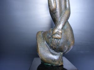 Brons (Onbekend) - zittend naakt, zeer mooi beeldje kopen? Bied vanaf 175!