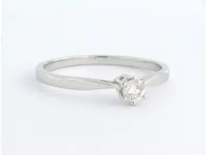 18k wit gouden solitair ring met bolsjewiek geslepen diamant 0.11 ct - rm 16.5 kopen? Bied vanaf 165!