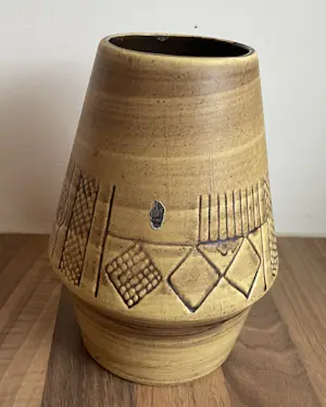 SYCO Keramik - Vintage aardewerken vaas model 1410 kopen? Bied vanaf 20!