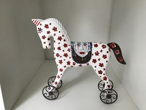 Marianne Bey - Wooden Horse / Cute Lady kopen? Bied vanaf 40!