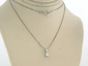 14k gouden collier met hanger met diamant 0.10 ct kopen? Bied vanaf 190!