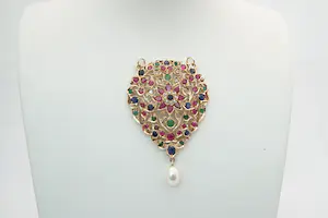 89 - Kleurrijke 14 karaats rosé gouden peervormige hanger met diamant. kopen? Bied vanaf 1350!