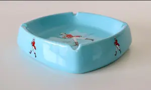 Niet of onleesbaar gesigneerd - 3 items "Johnnie Walker" keramiek kopen? Bied vanaf 1!