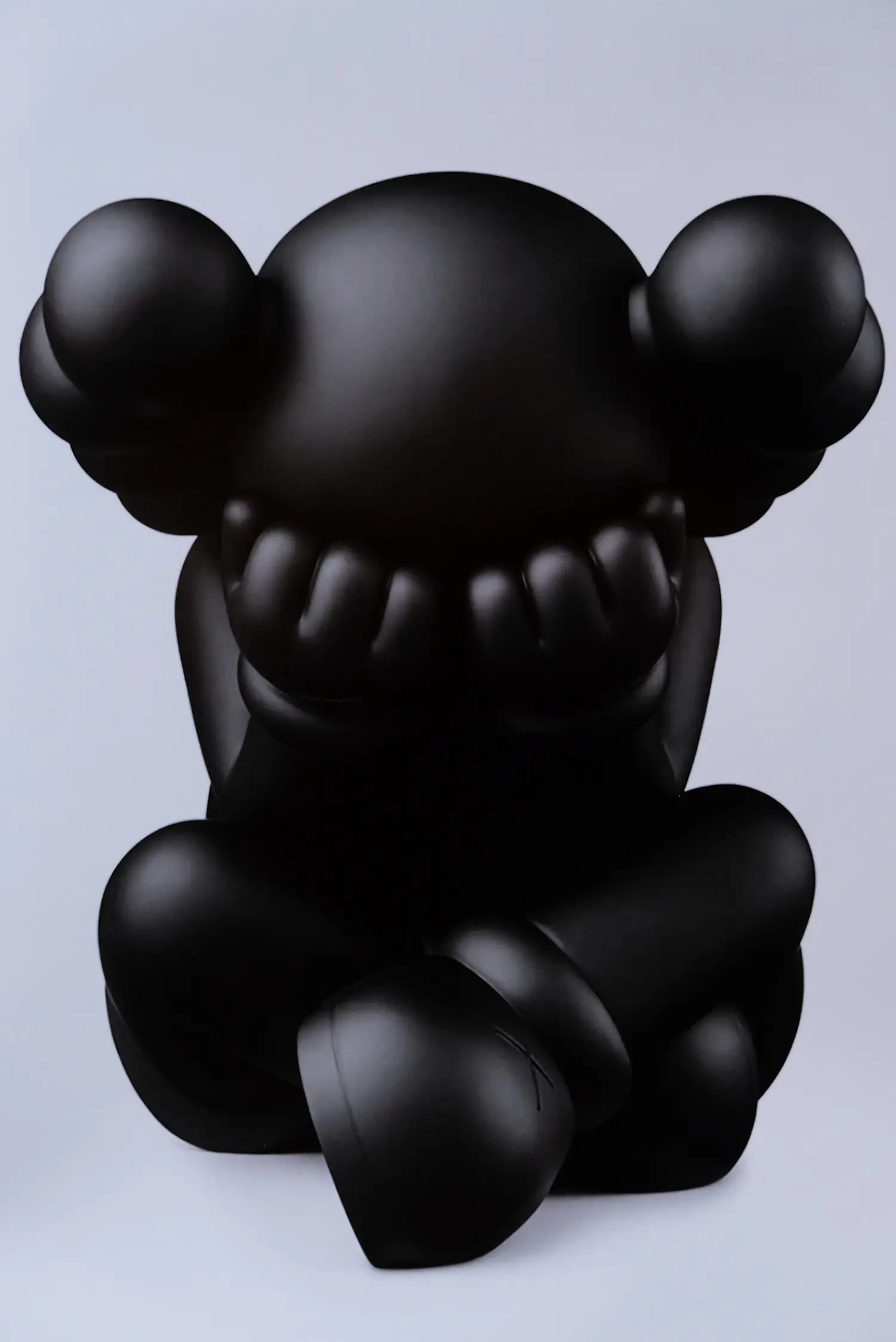 KAWS (1974)