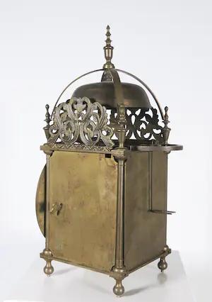 Niet of onleesbaar gesigneerd - Naar Thomas Moore of Ipswich, Engelse lantaarnklok kopen? Bied vanaf 1!