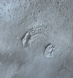 Curiosa - Franse Art nouveau tinnen hengselschaal kopen? Bied vanaf 1!