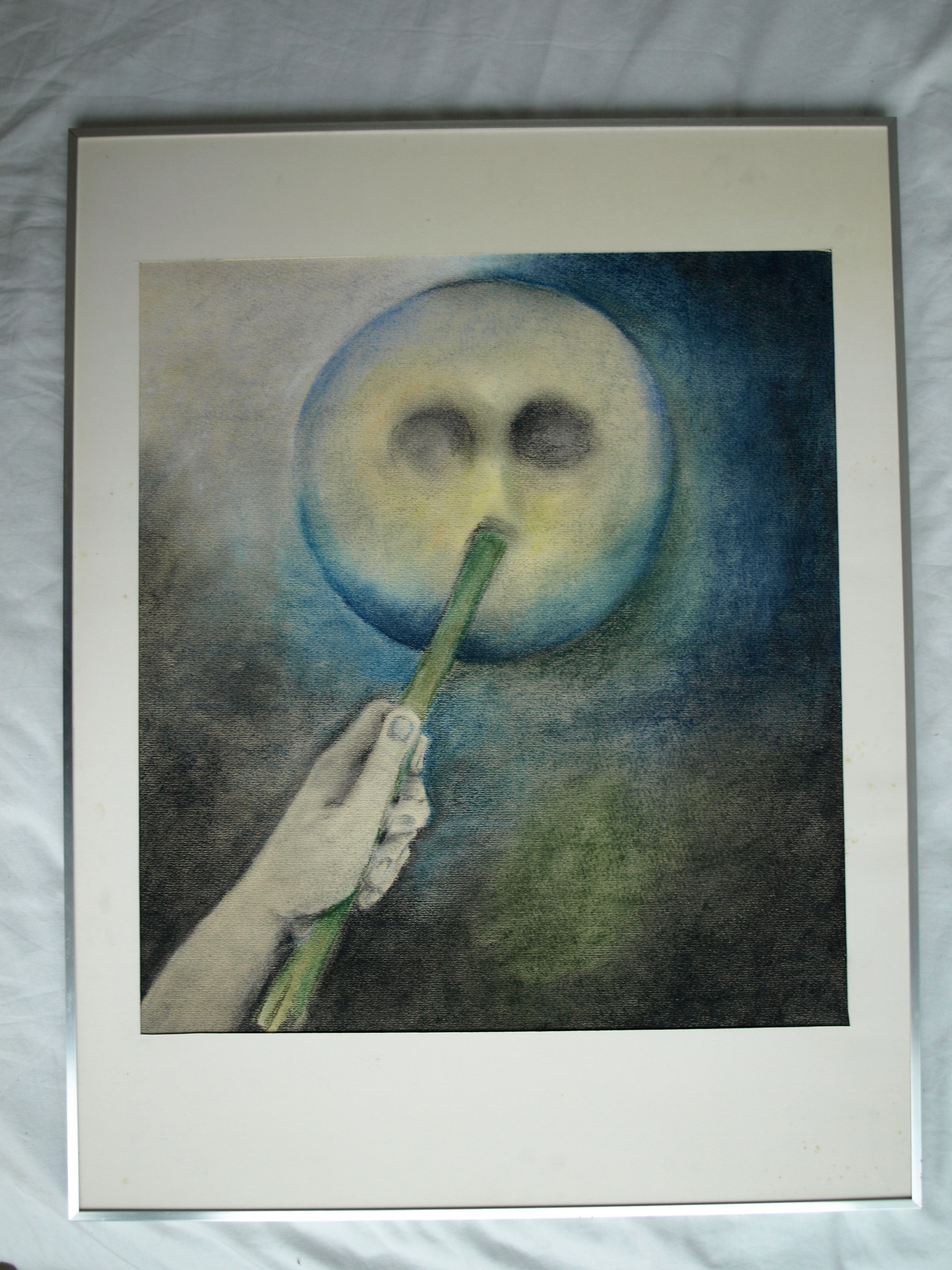 Niet of onleesbaar gesigneerd - Pasteltekening – Emoticon erased - ingelijst  kopen? Bied vanaf 1!