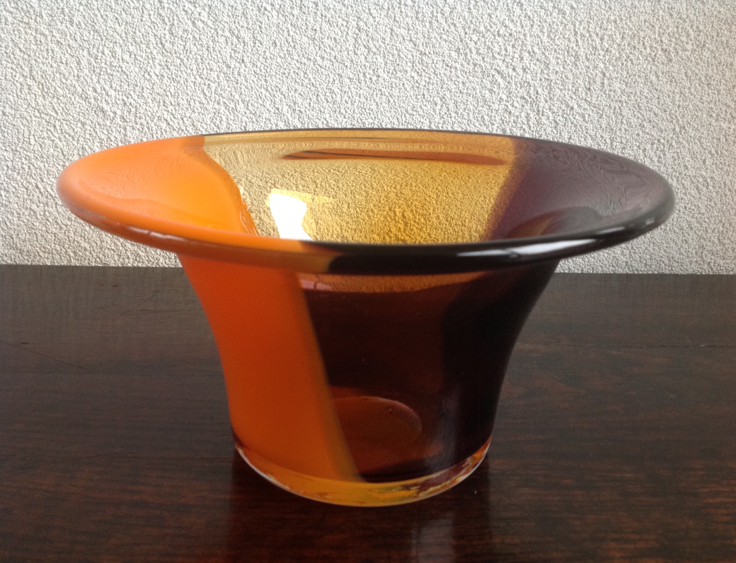 Bernard Heesen - Driekleurige schaal kopen? Bied vanaf 38!