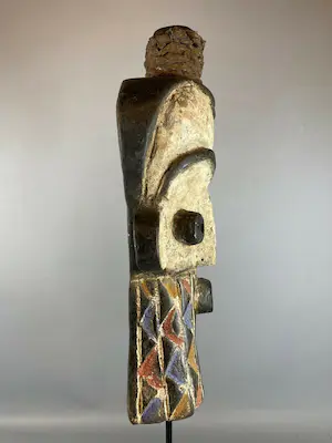 Pende - 220513 - African mask from the Pende - Congo. kopen? Bied vanaf 45!