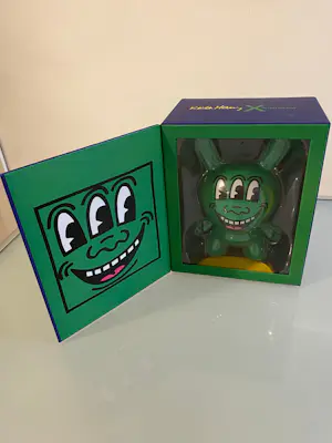 Keith Haring - Kidrobot Three Eyed Monster 8" Dunny Green kopen? Bied vanaf 250!