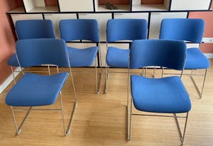 David Lincoln Rowland - Zes 40/4 stoelen met hemelblauwe stoffen bekleding - Howe kopen? Bied vanaf 200!