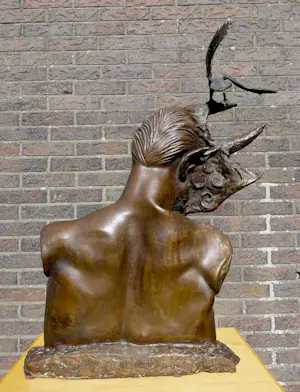 Aat Veldhoen - Faun en vogel, bronzen beeld op sokkel (groot, zwaar, unica) kopen? Bied vanaf 1350!