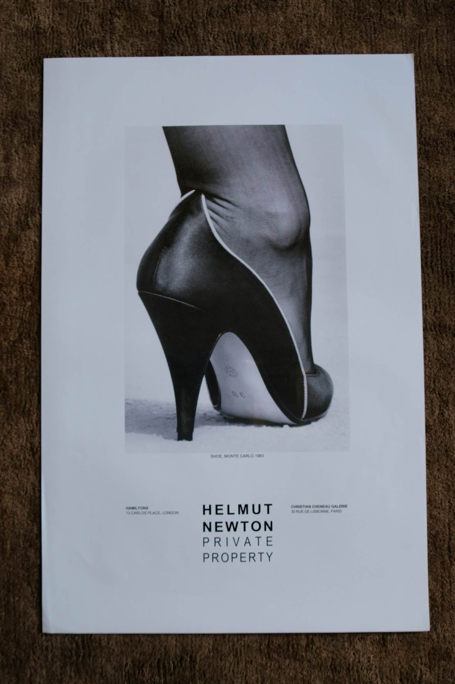 Helmut Newton - "Shoe" kopen? Bied vanaf 125!