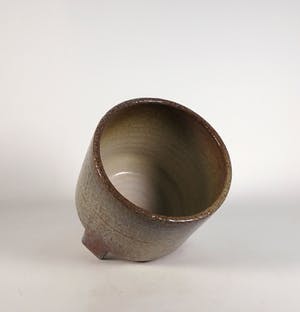 Potterij Zaalberg - Aardewerk, Lot van vier bloempotten voor Acorus Den Haag (Groot) kopen? Bied vanaf 40!