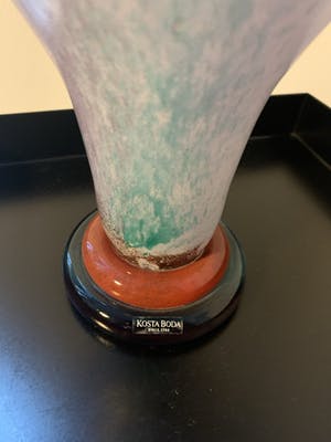 Kosta Boda - CanCan Pitcher, Kjell Engman Model #89147 kopen? Bied vanaf 175!