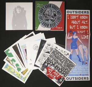 Various artists - Outsiders Expo Box met Grafiek en een Vinyl Album kopen? Bied vanaf 50!