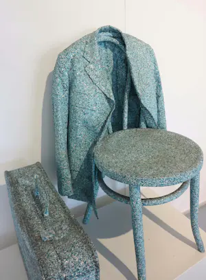 Michel Kourline - Meerdelig kunstobject / installatie, Green Chair kopen? Bied vanaf 300!