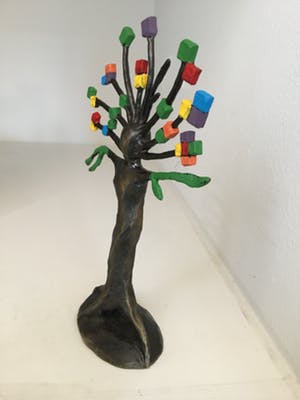 Corry Ammerlaan - Sculptuur “ Groei en bloei ! “ kopen? Bied vanaf 68!