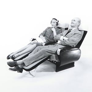 Paul Huf - Foto op dibond, Nieuwe stoelen van KLM 1957 kopen? Bied vanaf 1!