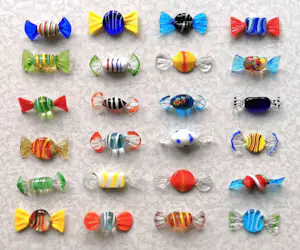 Seguso - 24x Murano Glas Snoepjes / Bonbons / Sweets - Vintage Kunst Venetië kaufen? Bieten Sie von 70!