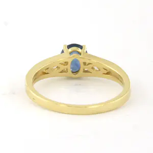 Acheter18k gouden ring met saffier tot. 0.88ct en marquise geslepen diamant tot.0.20ct? Enchérissez de 685!