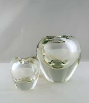 Floris Meydam - Glas, Twee blankglazen vaasjes voor Glasfabriek Leerdam verkocht voor € 1!