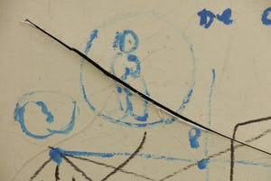 Anton Heyboer - Gemengde techniek op papier (bevestigd op doek), De godin als sex van de aarde kopen? Bied vanaf 1!