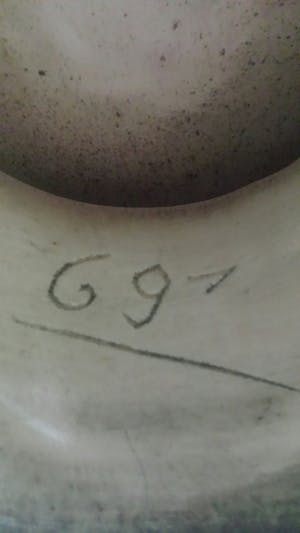 Niet of onleesbaar gesigneerd - Schaal kopen? Bied vanaf 1!
