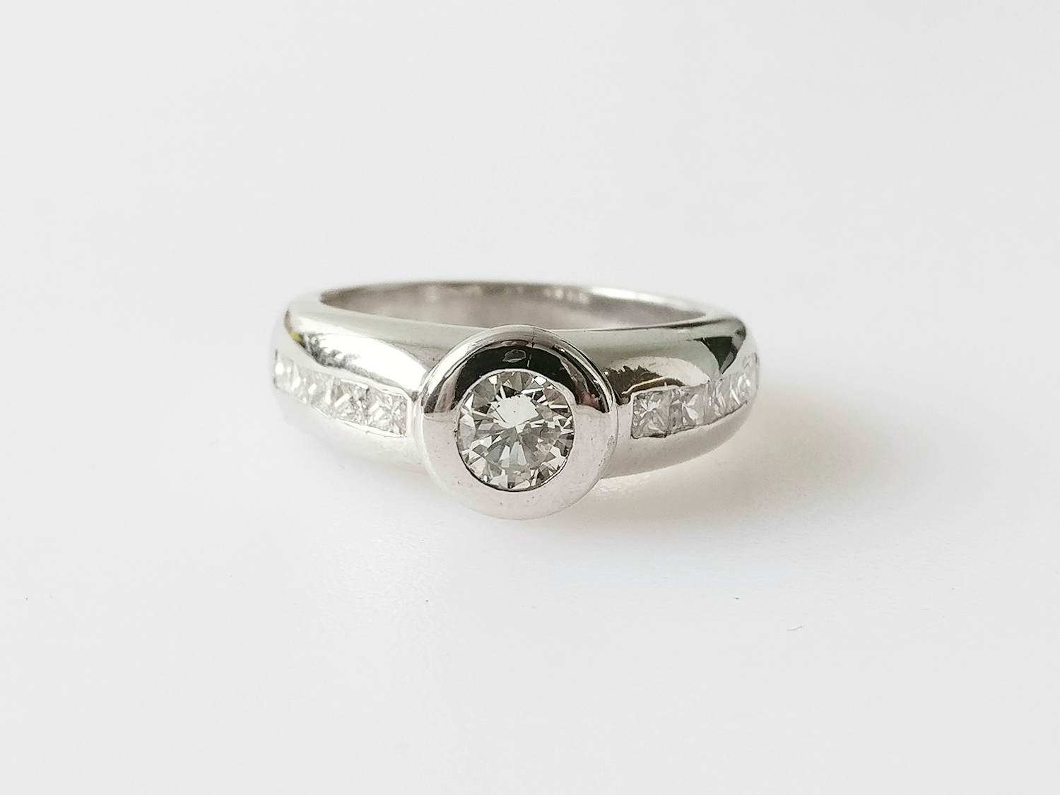 Diamanten ring kopen? Bied vanaf 2000!