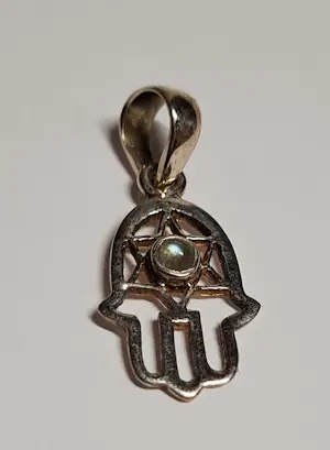 Nieuwe zilveren hanger met Labradoriet, hand van Fatima kopen? Bied vanaf 45!