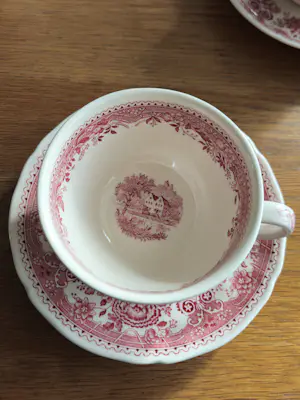Villeroy en Boch - Burgenland rood kop en schotels- 5x kopen? Bied vanaf 50!