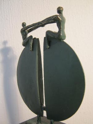 Corry Ammerlaan - Brons sculptuur op marmeren sokkel - "Nieuw Perspectief" kopen? Bied vanaf 75!