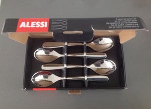 Alessi - Vier ALESSI-lepels en vier koffiebekers uit de Art-collection kopen? Bied vanaf 25!