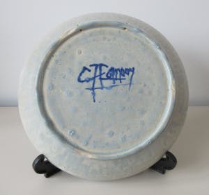 Chris Lanooy - Groot wandbord of schotel met zeer fraai glazuur kopen? Bied vanaf 110!