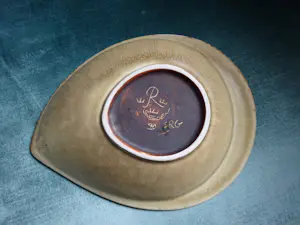 Carl-Harry Stalhane - Steengoed schaaltje in schelpvorm- Rorstrand Sweden kopen? Bied vanaf 145!