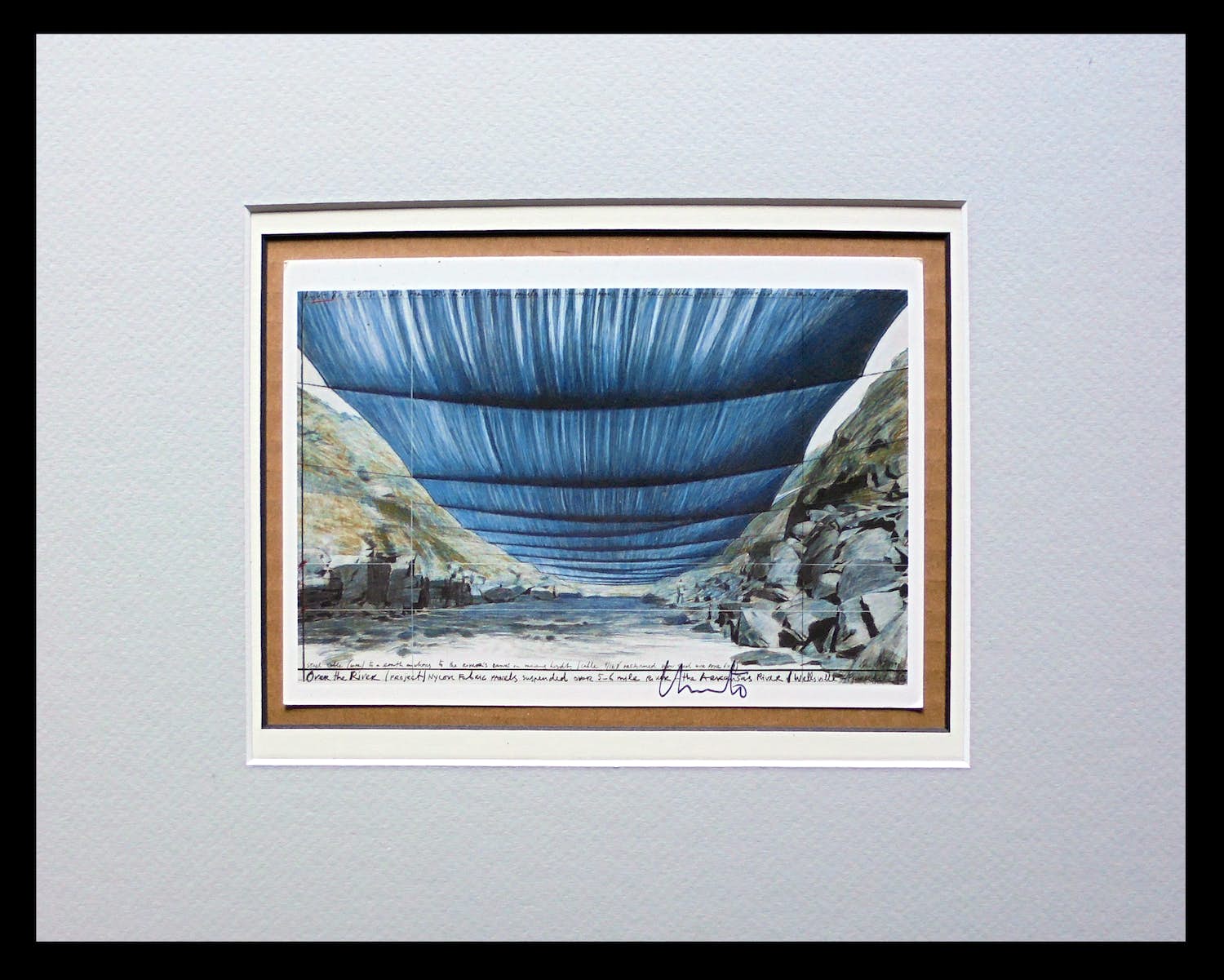 Christo - " Over the River " - Project for the Arkansas River " handgesigneerd inc. pptout verkocht voor € 109!