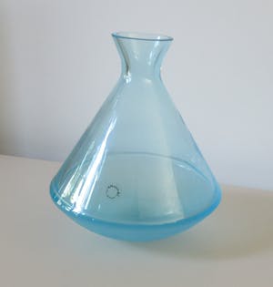 Vincenzo Nason - Lichtblauwe dikwandige wankelkaraf - Murano kopen? Bied vanaf 1!