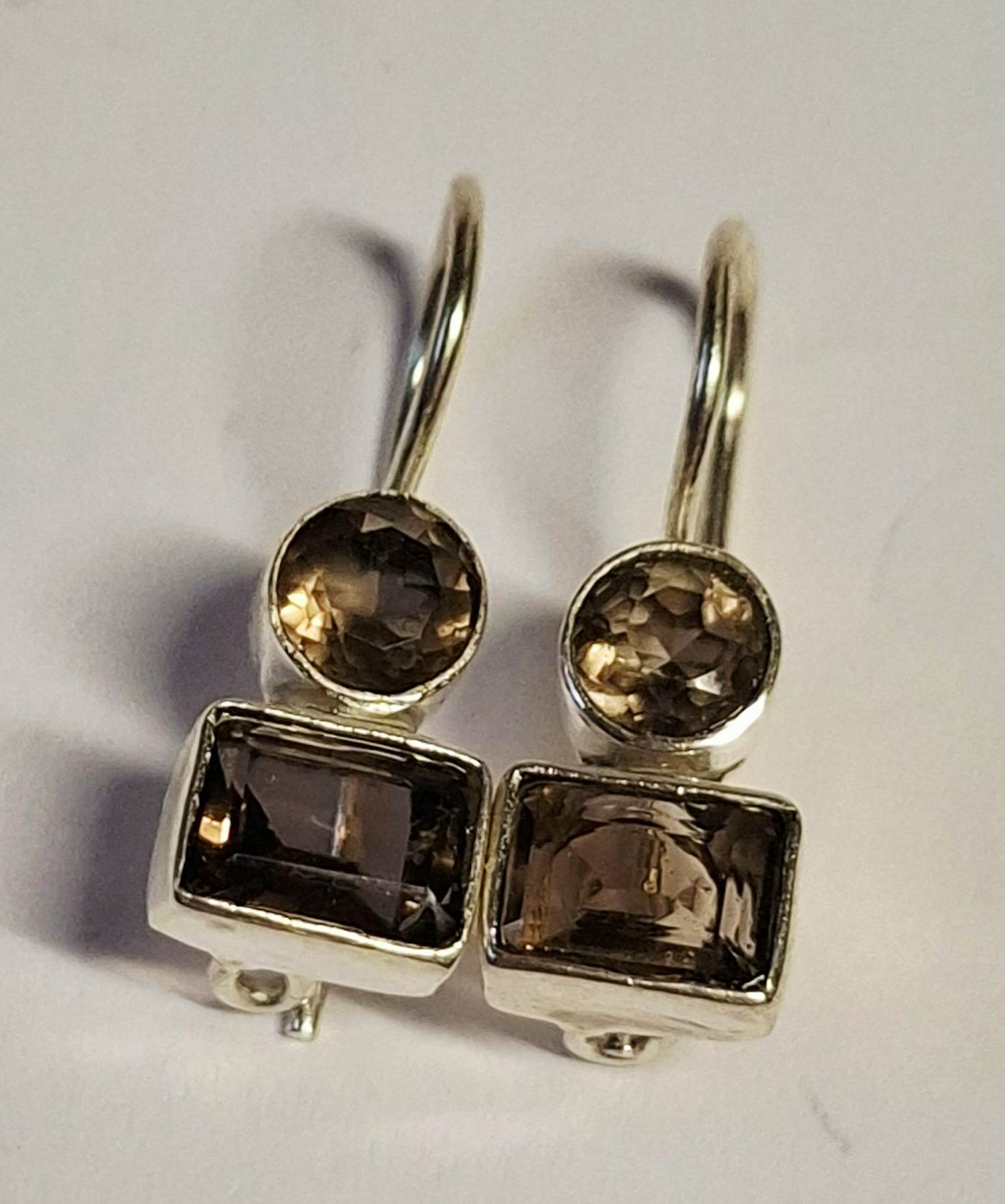 Nieuwe zilveren Oorbellen met gefacetteerde rookkwarts: kopen? Bied vanaf 60!