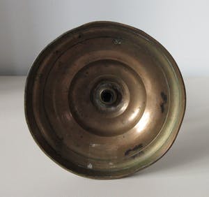 Curiosa - Antieke 19e eeuwse messing kandelaar kopen? Bied vanaf 1!