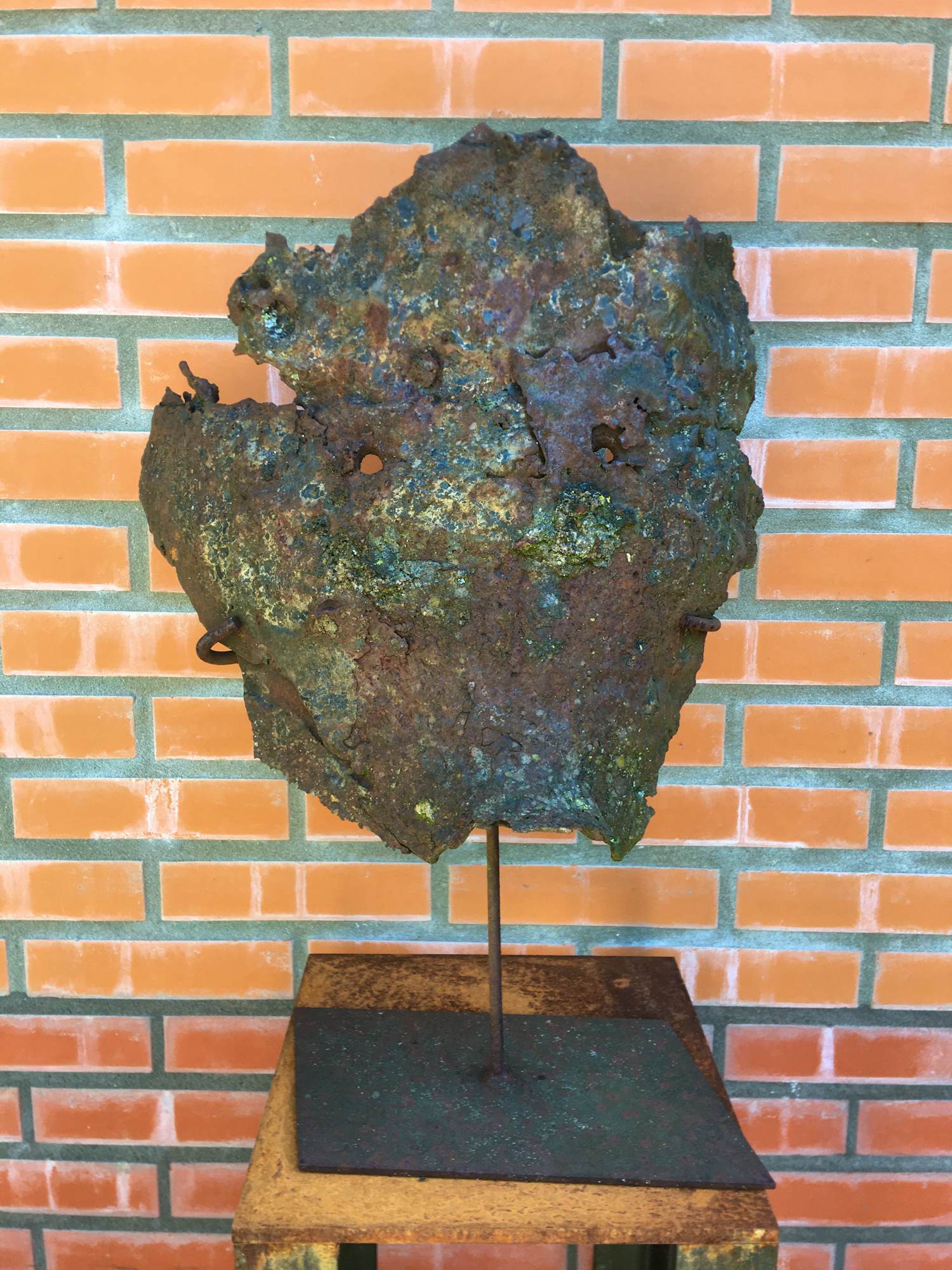 Theo Niermeijer - ruimtelijk ijzeren beeld - ‘Iron Mark’.. kopen? Bied vanaf 350!