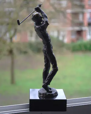 Brons (Onbekend) - Golfer - gesigneerd bronzen beeld (1.8 kg) kopen? Bied vanaf 90!