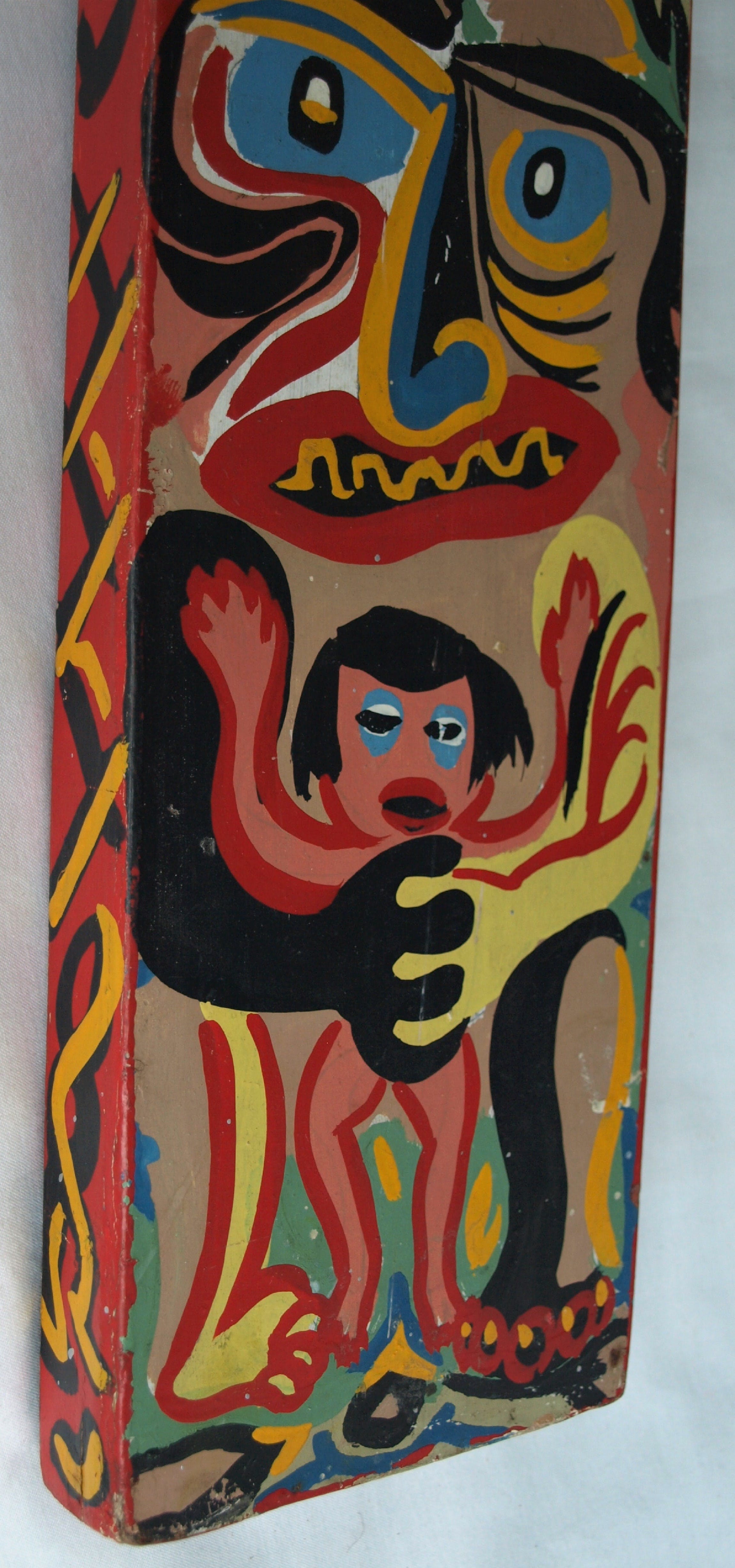 Niet of onleesbaar gesigneerd - Olieverf op houten frame , “Totempaal” – 68 cm hoog  kopen? Bied vanaf 1!