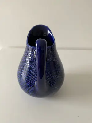 Rorstrand - Prachtige kan Rörstrand Blå Eld Hertha Bengtson 1949 kopen? Bied vanaf 29!