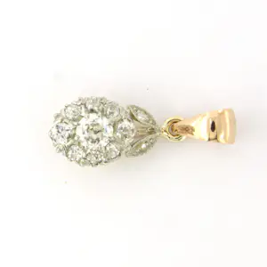 Goud met platina hanger bezet met bolsjewiek geslepen diamanten tot. 0.70ct kopen? Bied vanaf 625!