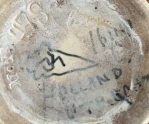 Faience- en Tegelfabriek Holland-Utrecht - Aardewerk Jenever of likeurkruikje "Wynand Fockink Amsterdam 1679" kopen? Bied vanaf 55!