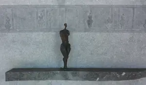 Franz Josef Vanck - Wandobject (buiten) van natuursteen, brons en ijzer kopen? Bied vanaf 500!